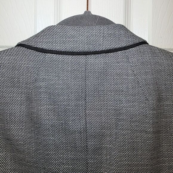 Talbots Westport Textured Two-Button Blazer Sz 6 - Picture 7 of 9